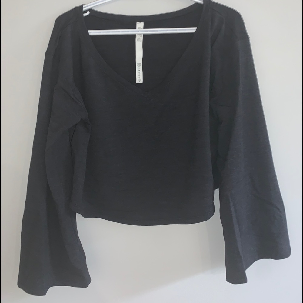 lululemon crop top